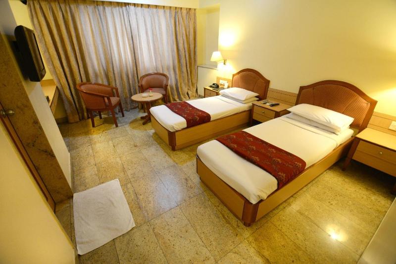 Hotel The Samrat image