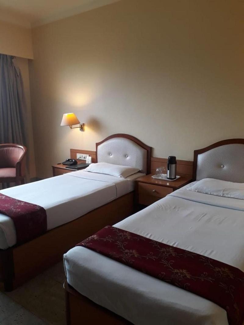 Hotel The Samrat image