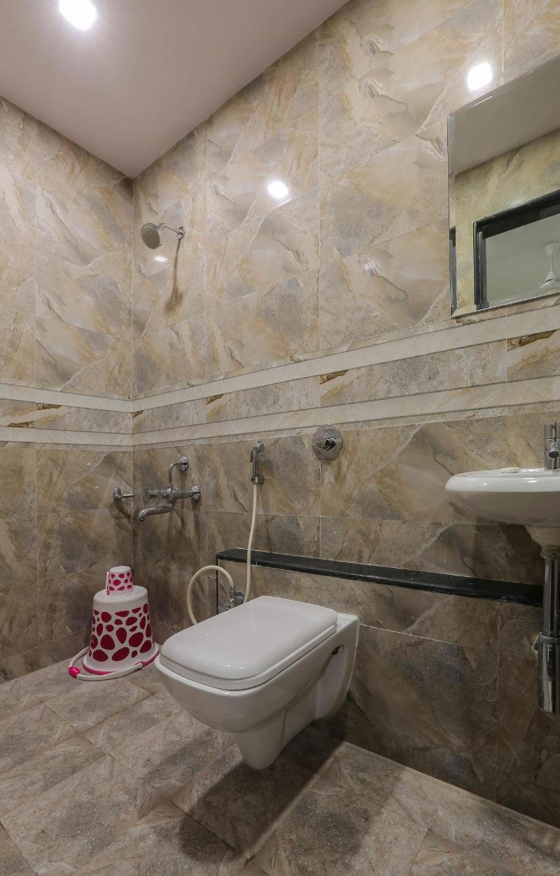 Hotel The Samrat image