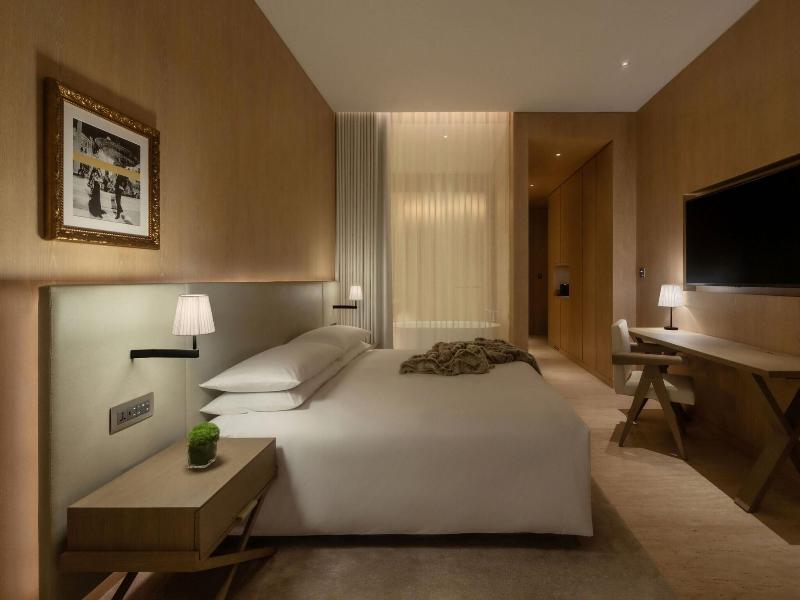 The Dubai Edition image