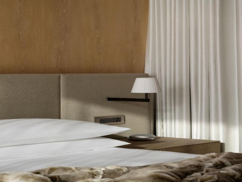 The Dubai Edition image