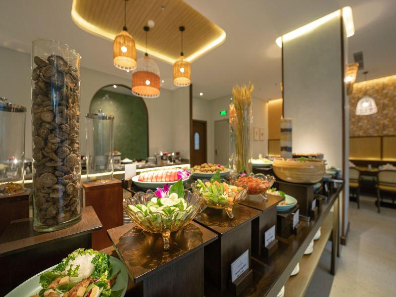 Cozy Danang Boutique Hotel image