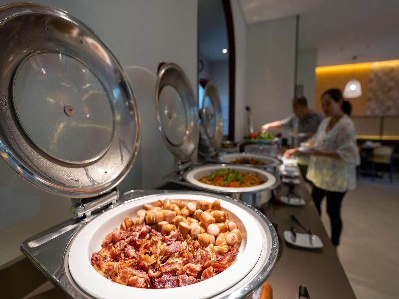 Cozy Danang Boutique Hotel image