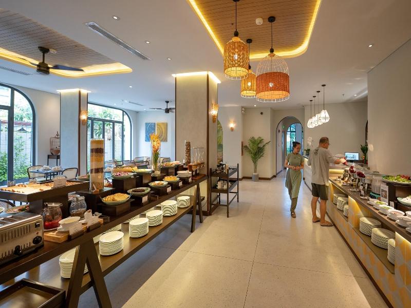 Cozy Danang Boutique Hotel image