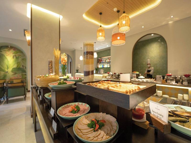 Cozy Danang Boutique Hotel image