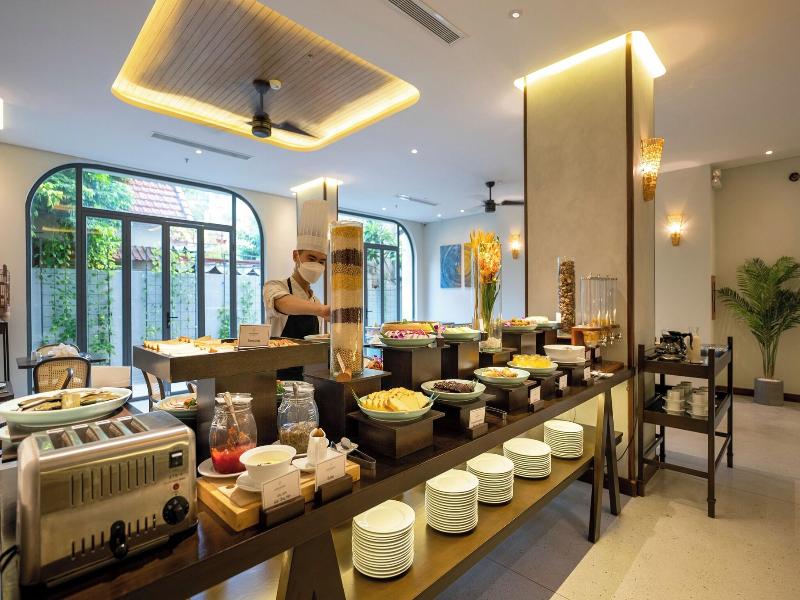 Cozy Danang Boutique Hotel image