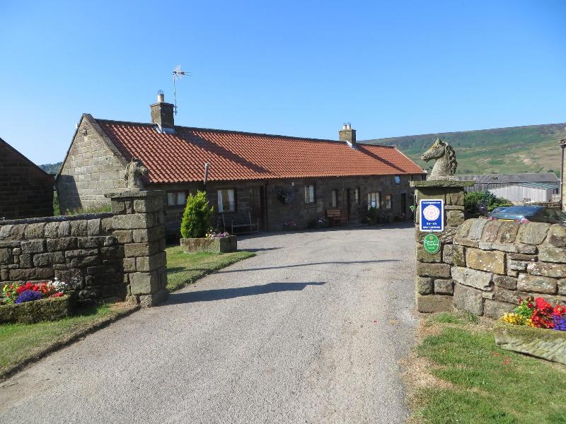 Craven Garth Cottages image
