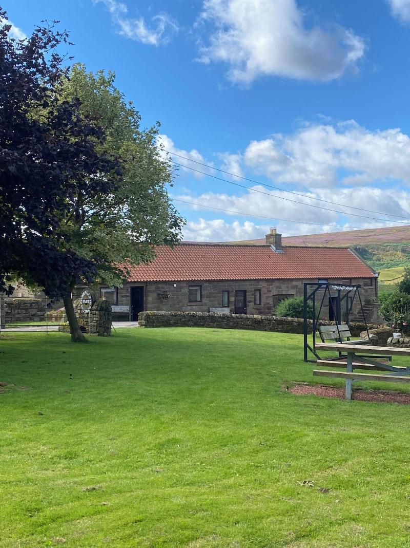 Craven Garth Cottages image