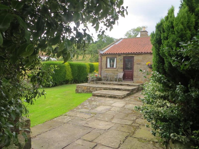 Craven Garth Cottages image