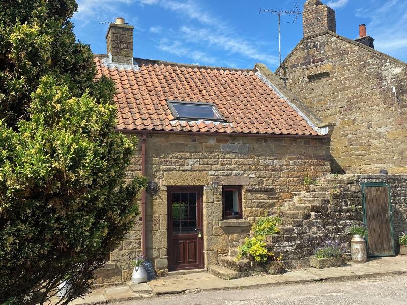 Craven Garth Cottages image