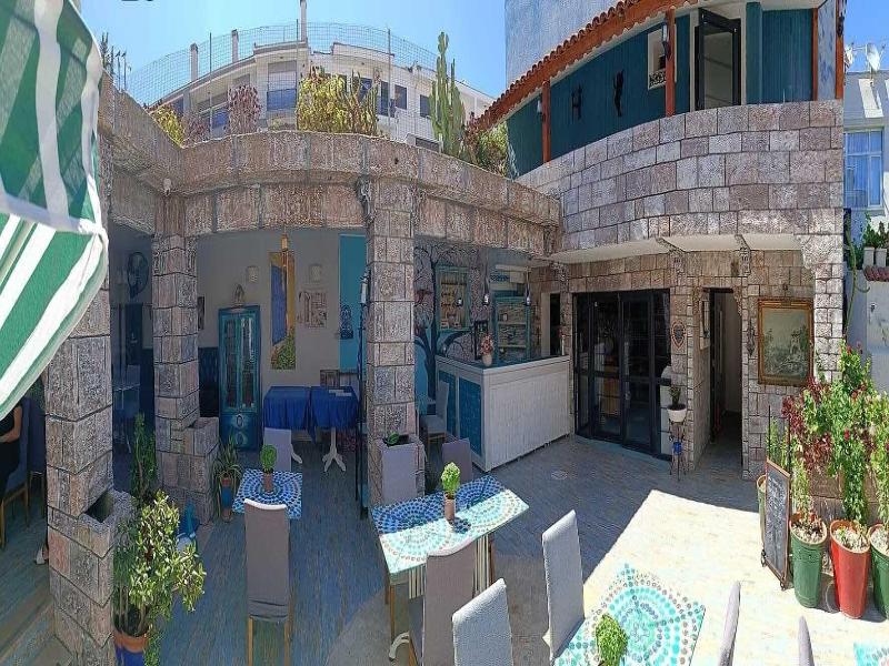 Mai Hotel image
