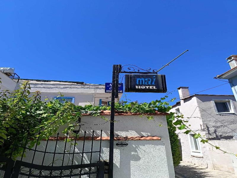 Mai Hotel image