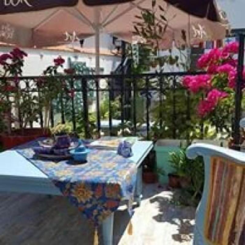 Mai Hotel image