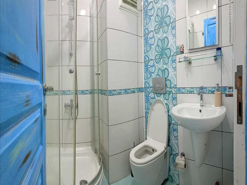 Mai Hotel image