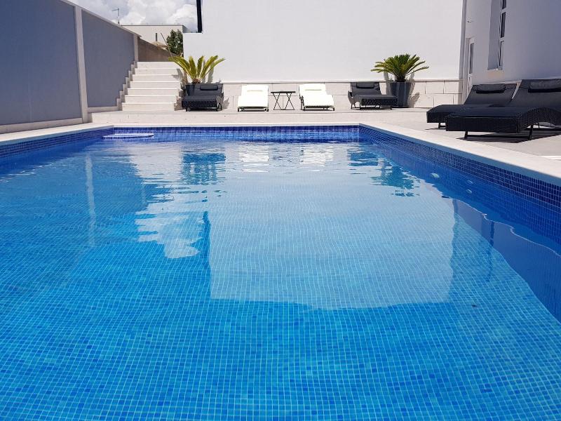 Baumgartner- Paradise Punta image