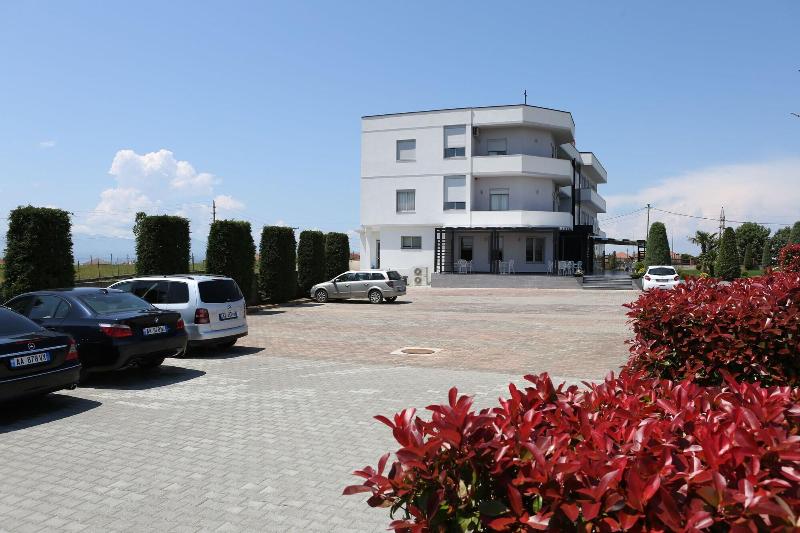 Hotel Holiday image