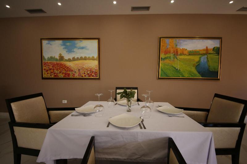 Hotel Holiday image