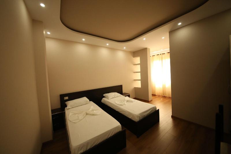 Hotel Holiday image