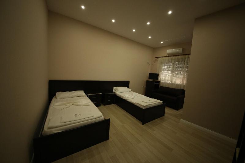 Hotel Holiday image