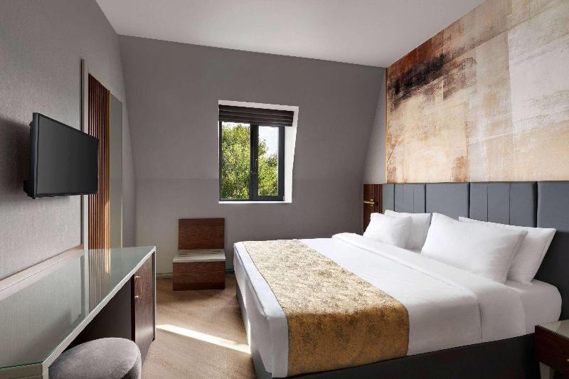 Tbilisi Chambers Trademark Collection By Wyndham image
