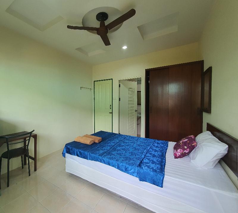 Baan Muchshima Hostel Phuket image