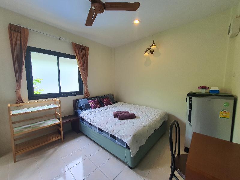 Baan Muchshima Hostel Phuket image
