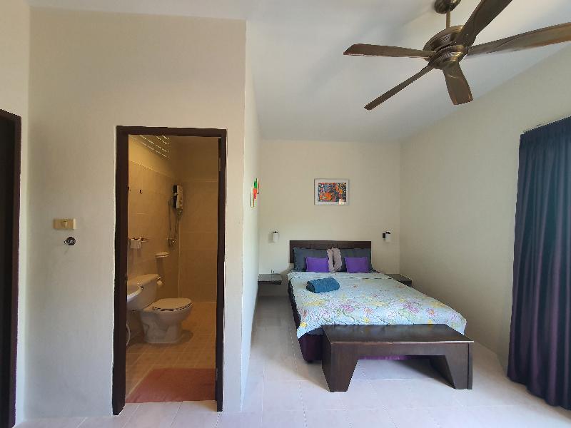 Baan Muchshima Hostel Phuket image