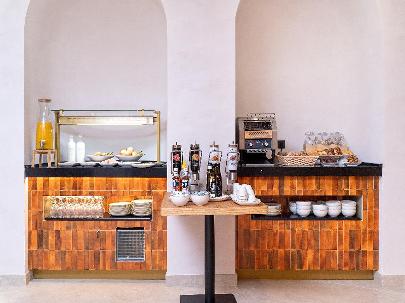 Arena Castillo Hotel image