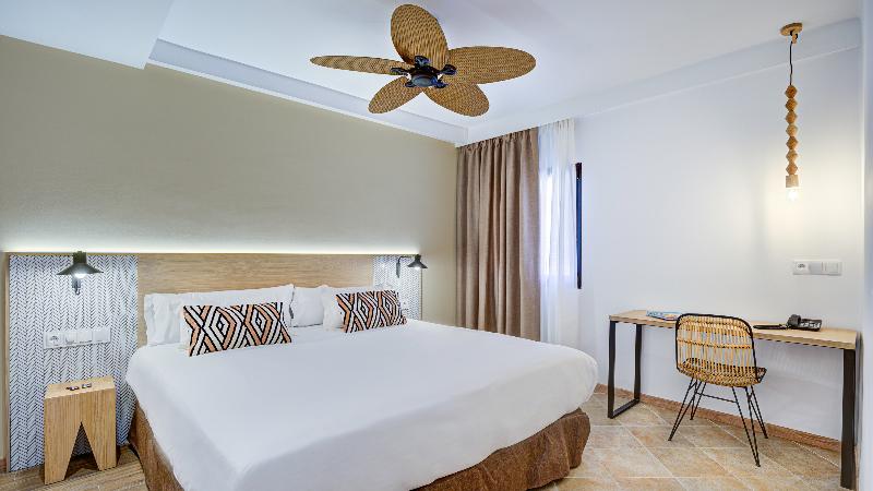 Arena Castillo Hotel image