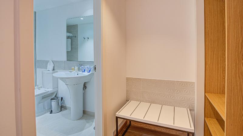 Arena Castillo Hotel image