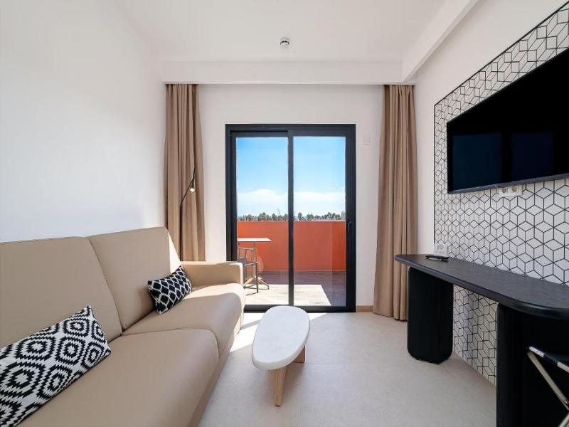 Arena Castillo Hotel image