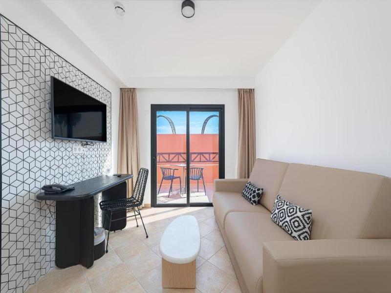 Arena Castillo Hotel image