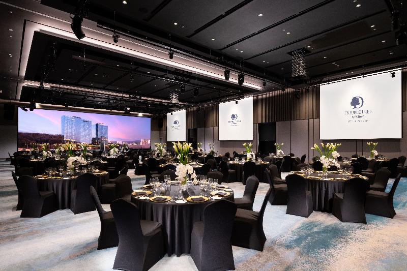 Doubletree By Hilton Seoul Pangyo Residences image