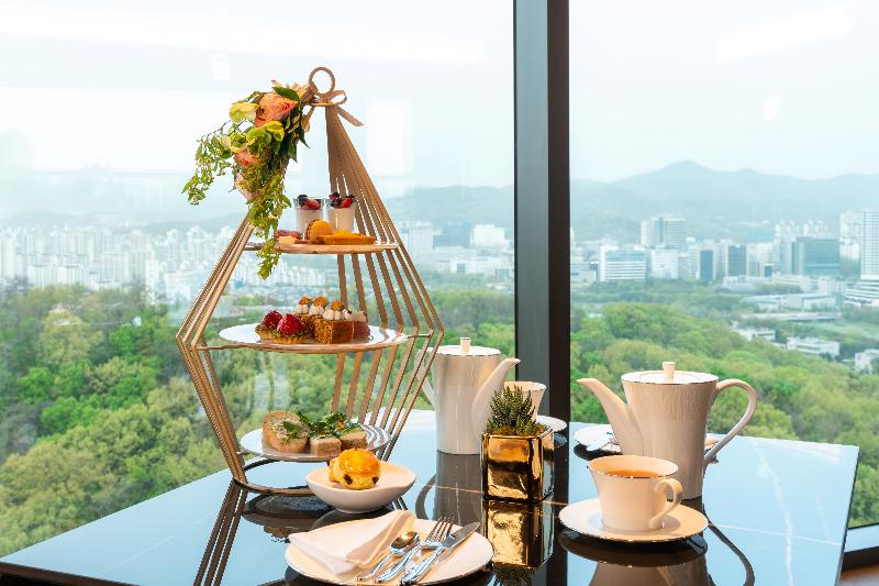 Doubletree By Hilton Seoul Pangyo Residences image