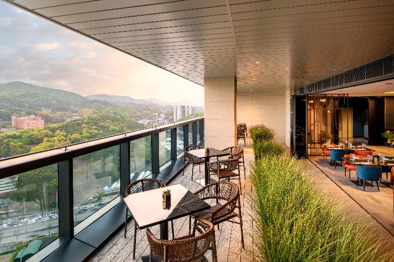 Doubletree By Hilton Seoul Pangyo Residences image