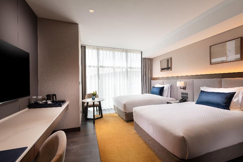 Doubletree By Hilton Seoul Pangyo Residences image