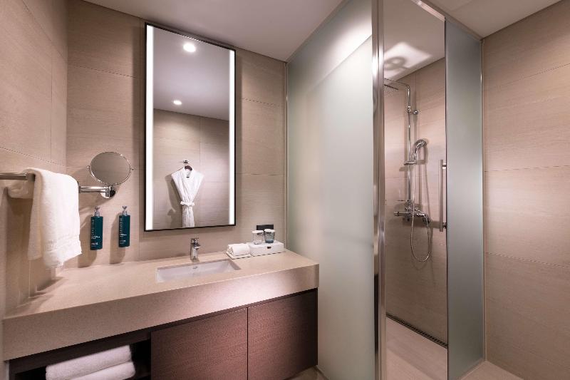 Doubletree By Hilton Seoul Pangyo Residences image