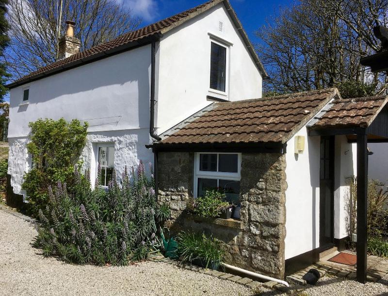 Tresowes Green Cottage image