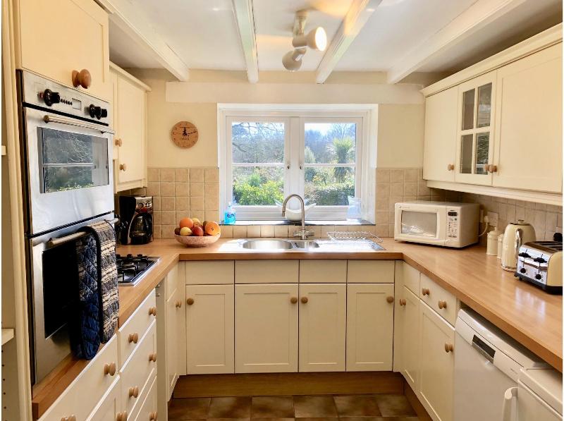 Tresowes Green Cottage image