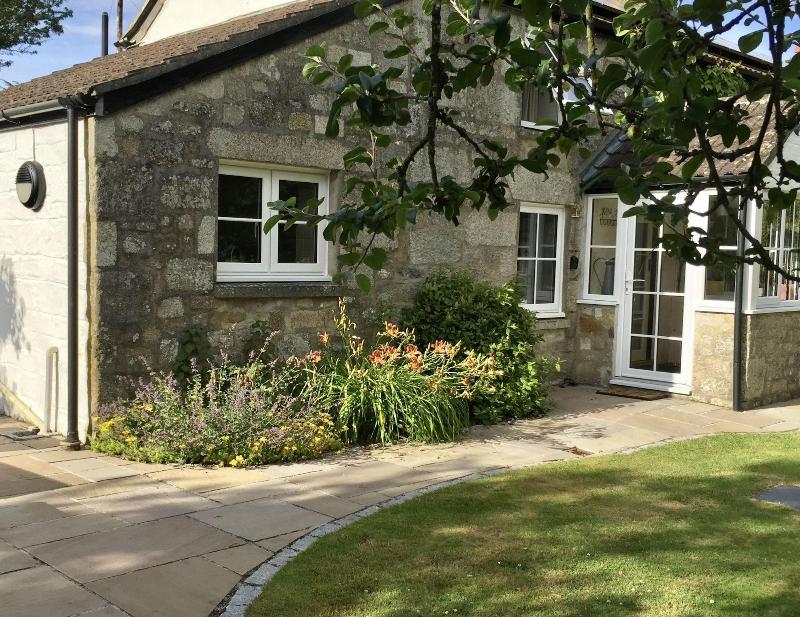 Tresowes Green Cottage image