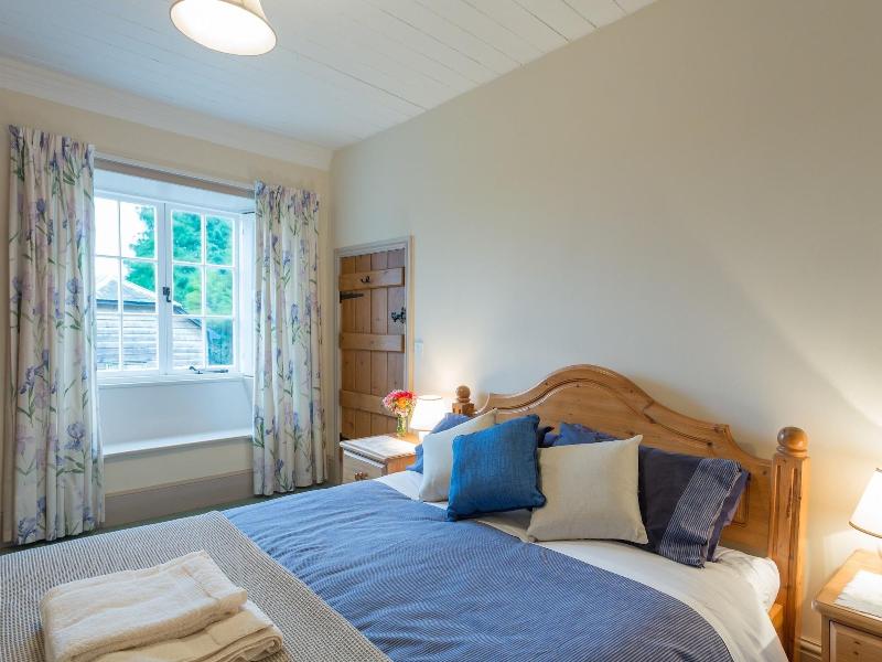 The Cottage Marshwood Farm image