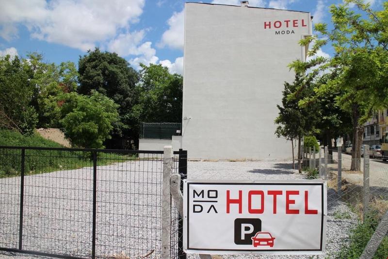 Moda Hotel image