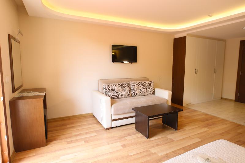 Yuvarlakcay Cinar Butik Otel image