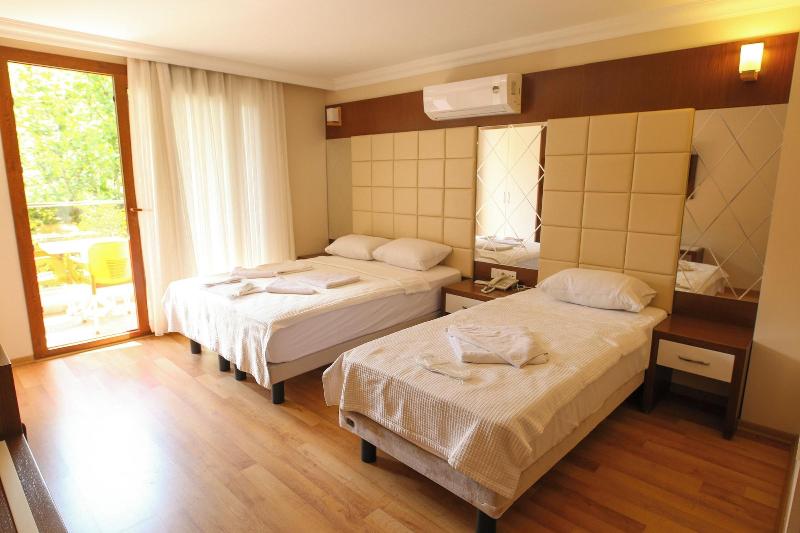 Yuvarlakcay Cinar Butik Otel image