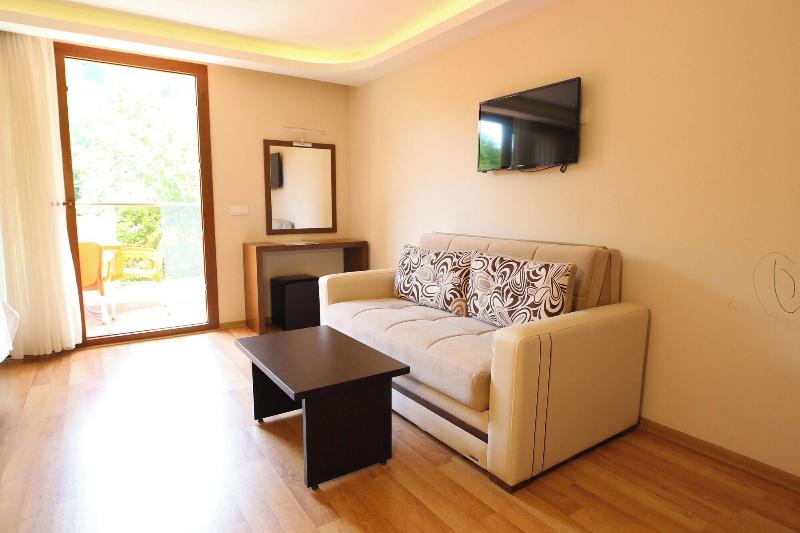 Yuvarlakcay Cinar Butik Otel image