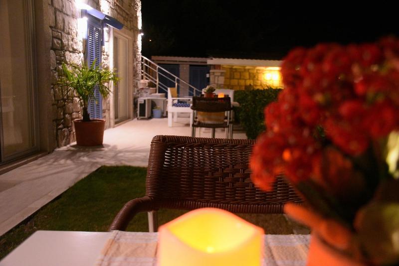 Tepe Hotel Alaã§atä± image