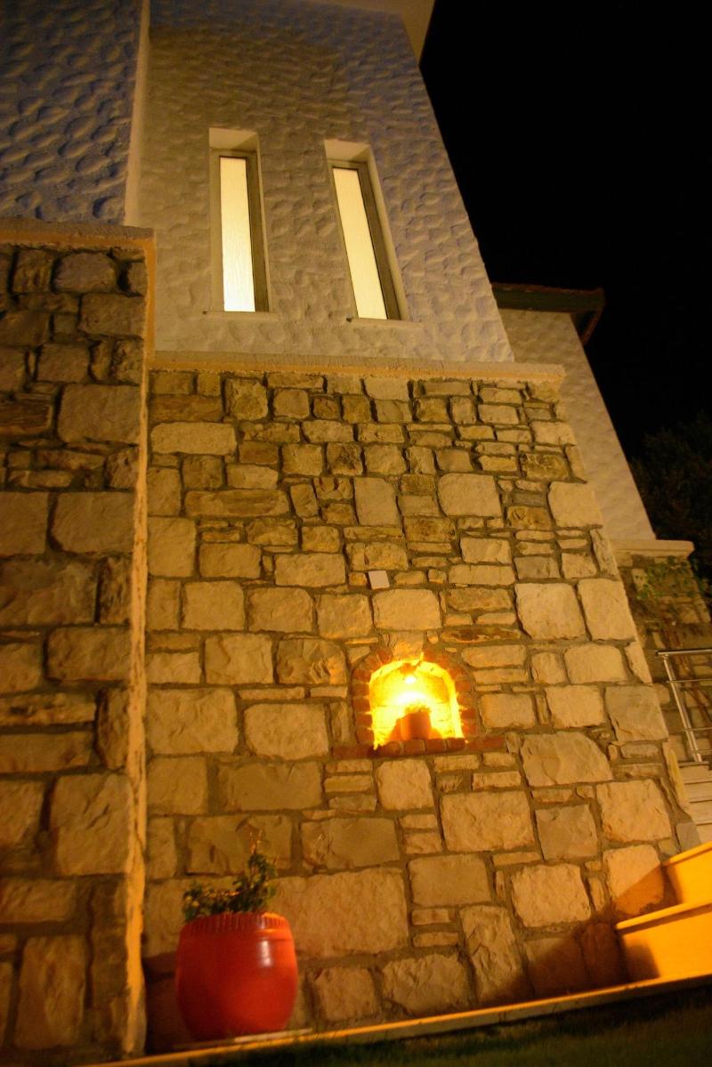 Tepe Hotel Alaã§atä± image