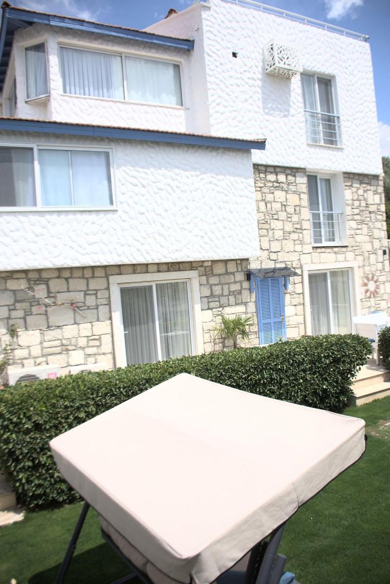 Tepe Hotel Alaã§atä± image
