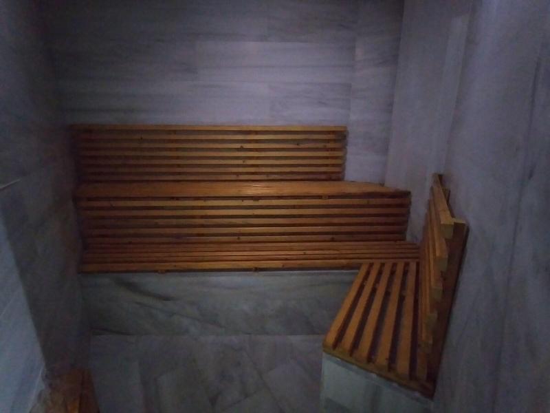 Crystall Hotel image