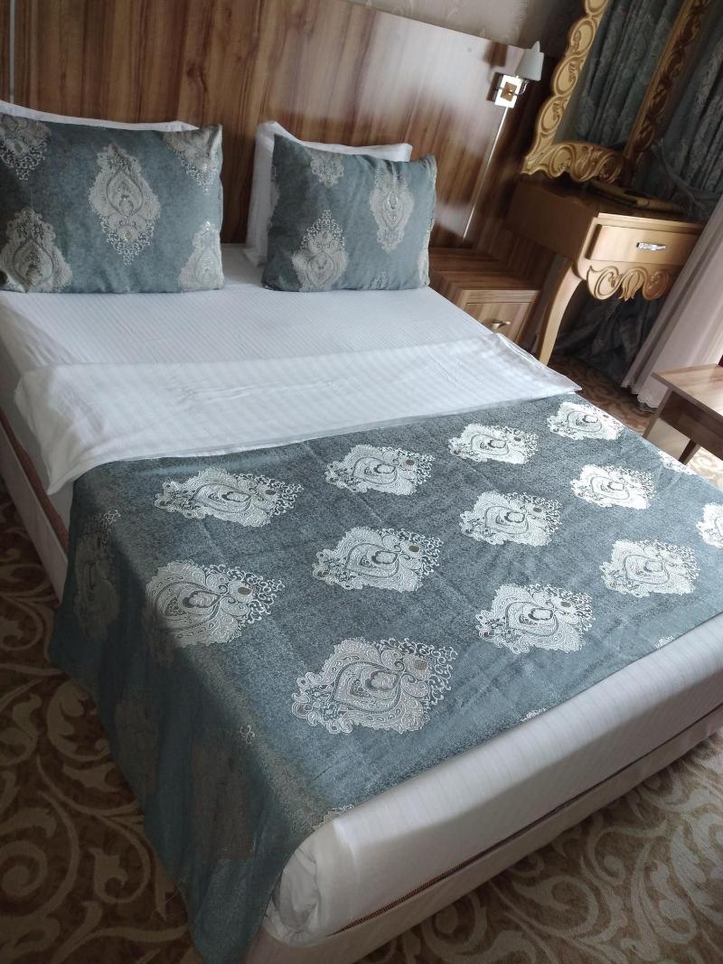 Crystall Hotel image